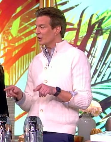 Adam Glassman's white knit cardigan on The View