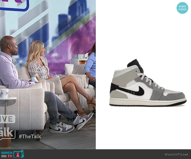 Nike Jordan 1 Mid SE in Craft White Cement Grey Black worn by Akbar Gbajabiamila on The Talk