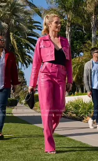 Alexandra’s pink leather jacket and pants on Selling the OC