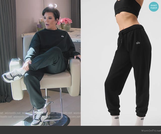 Alo Accolade Sweatpant worn by Kris Jenner (Kris Jenner) on The Kardashians