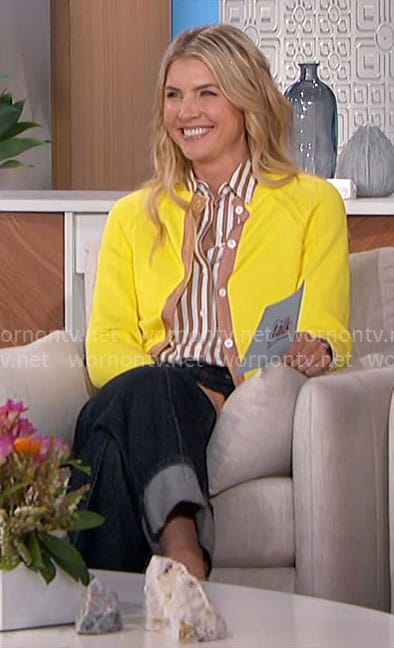 Amanda's yellow cardigan and brown striped shirt on The Talk