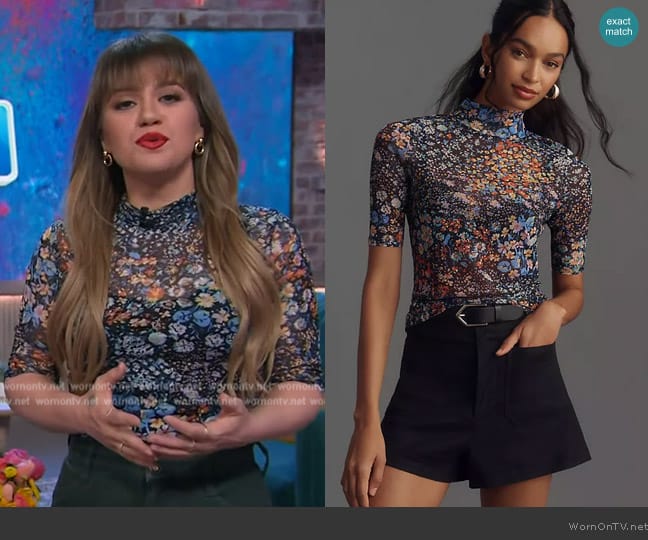 Anthropologie Mesh-Sleeve Top worn by Kelly Clarkson on The Kelly Clarkson Show