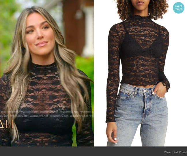 Alex’s black lace top on Selling the OC