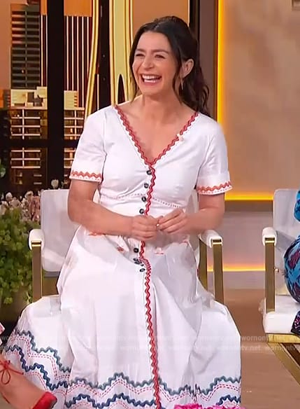 Amelia Shepherd’s white embroidered dress on The Jennifer Hudson Show