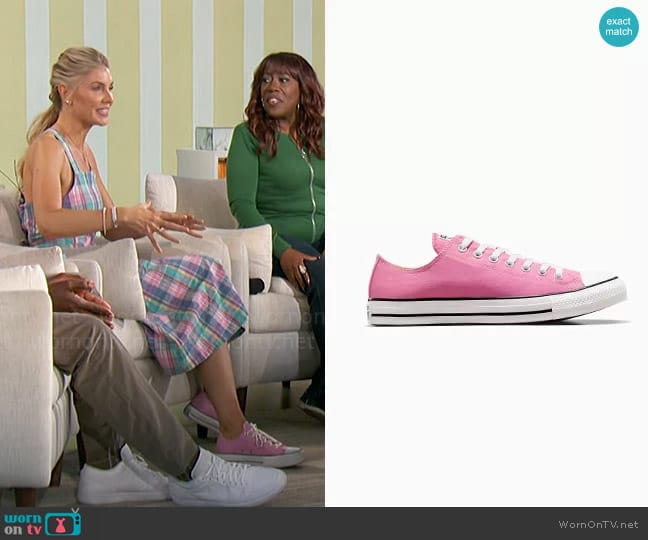 Converse Chuck Taylor All Star Canvas Sneakers in Pink worn by Amanda Kloots on The Talk