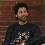 Dan Smyers’ tiger print sweater on The Voice