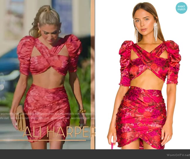 For Love & Lemons Alia Cross Front Crop Top worn by Alexandra Harper  on Selling the OC