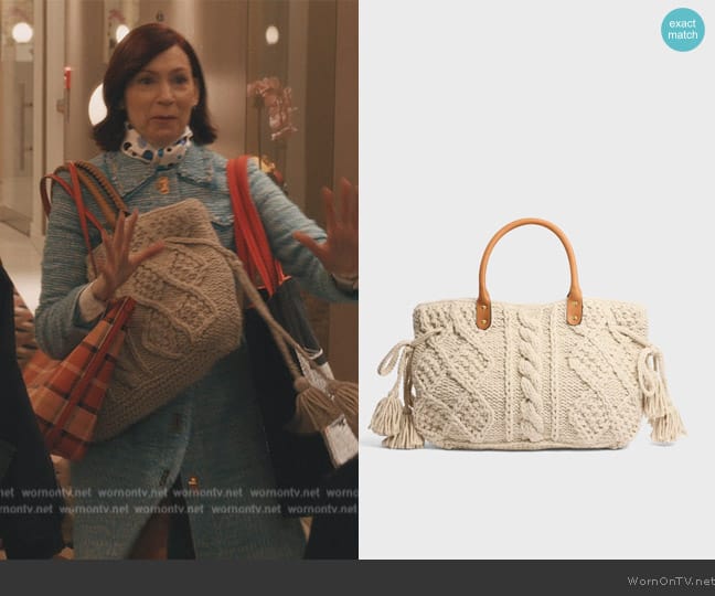 Gerard Darel Knitted handbag worn by Elsbeth Tascioni (Carrie Preston) on Elsbeth