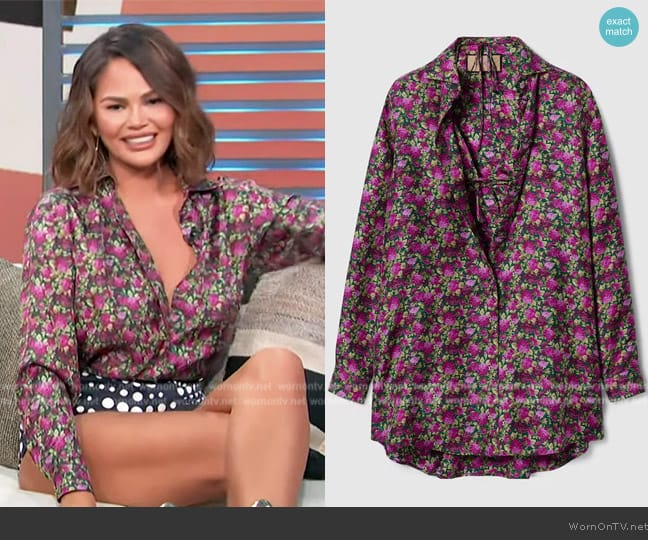 Gucci Floral Print Silk Shirt and Bra Set worn by Chrissy Teigen on Access Hollywood