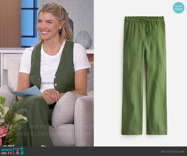 J. Crew Soleil pant in linen in Utility Green worn by Amanda Kloots on The Talk