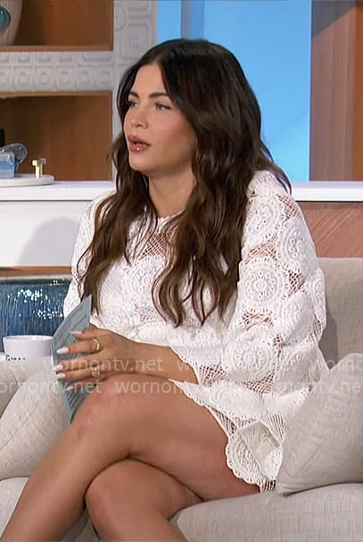 Jenna Dewan's white lace tunic dress on The Talk