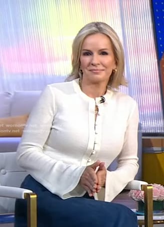 Jennifer’s white button front sweater on Good Morning America