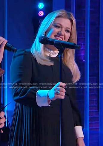 Kelly’s black pleated ruffle neck dress on The Kelly Clarkson Show