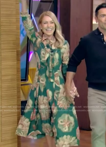 Kelly’s green floral print dress on Live with Kelly and Mark