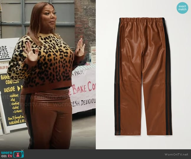 WornOnTV: Robyn’s ombre leopard print sweater and leather pants on The ...