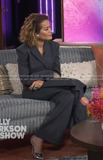 Rita Ora’s cropped blazer and skirt front pants on The Kelly Clarkson Show