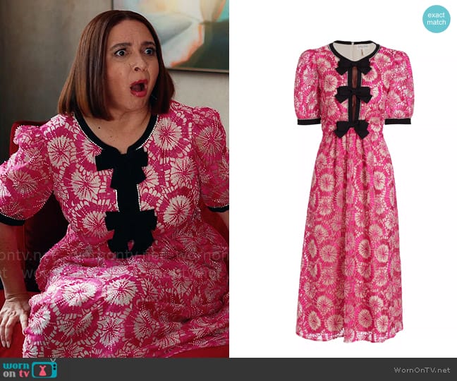 Saloni Jamie Embroidered Midi-Dress worn by Molly Novak (Maya Rudolph) on Loot