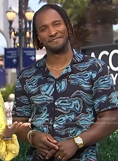 Scott's jacquard knit shirt on Access Hollywood