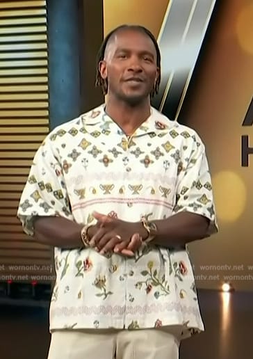 Scott’s printed shirt on Access Hollywood