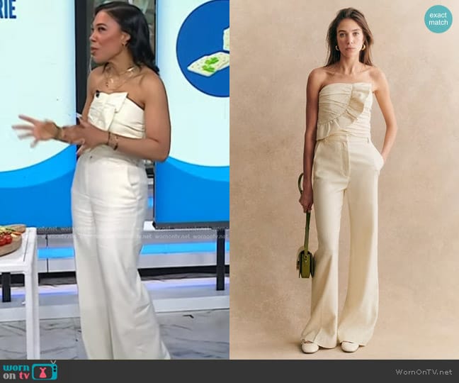 Sezane Matheo Trousers in Ecru worn by Vanessa Rissetto on Today