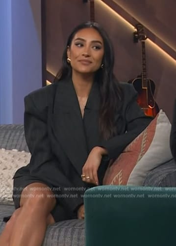 Shay Mitchell’s black pinstripe blazer and shorts on The Kelly Clarkson Show