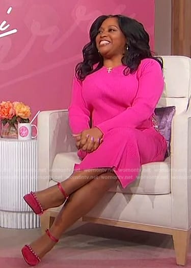 Sherri’s pink embellished pumps on Sherri