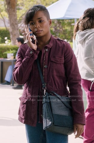 Simone's black shoulder bag on Greys Anatomy