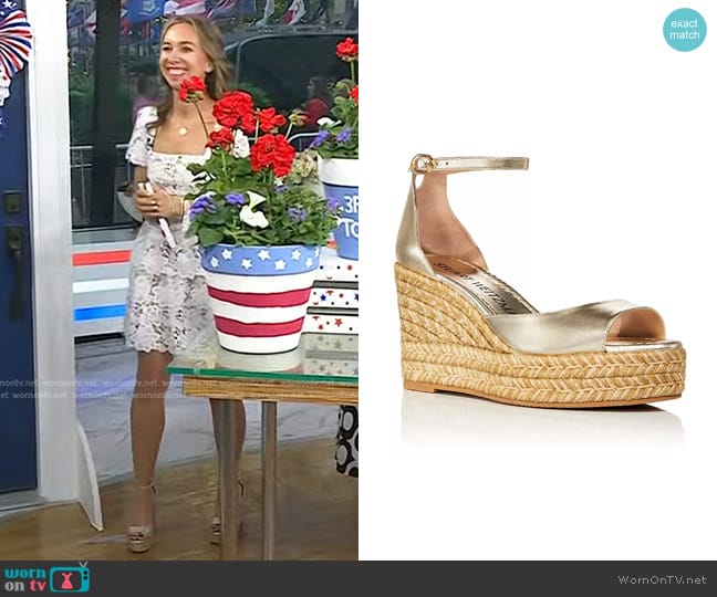 Stuart Weitzman Nudistia Espadrille Wedge Sandals in Light Gold worn by Shannon Doherty on Today