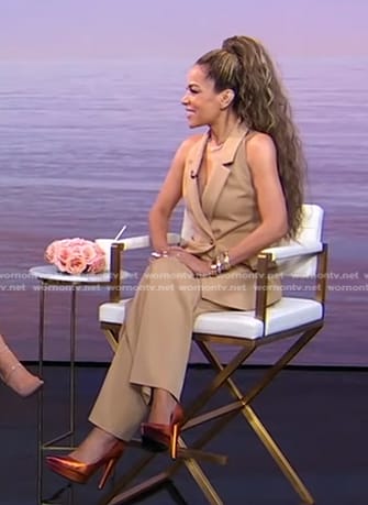 Sunny Hostin's beige vest and pants on Good Morning America