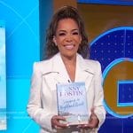 Sunny Hostin’s white blazer and pant suit on Good Morning America