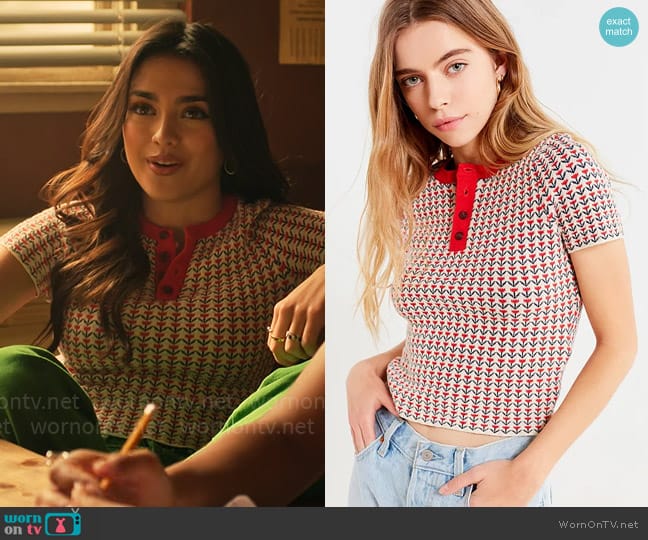 Urban Outfitters Harbor Henley Sweater Tee worn by Noa Olivar (Maia Reficco) on Pretty Little Liars Original Sin