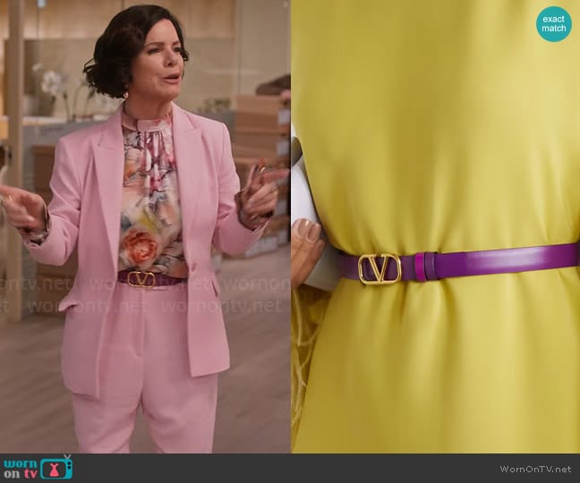 Valentino Garavani Logo Belt worn by Margaret Wright (Marcia Gay Harden) on So Help Me Todd