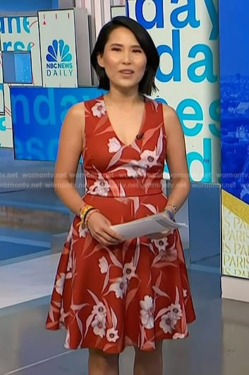 Vicky’s red floral sleeveless dress on NBC News Daily