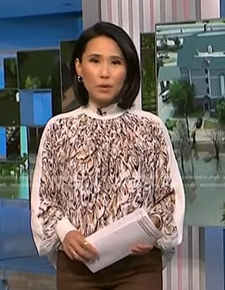 Vicky's white abstract print long sleeve top on NBC News Daily