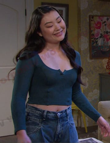 Wendy's green cropped top on Days of our Lives