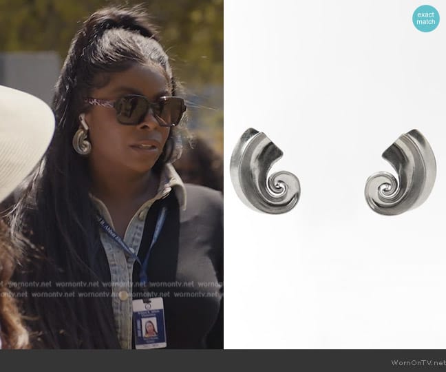 Zara Semi-Circular Earrings worn by Ava Coleman (Janelle James) on Abbott Elementary