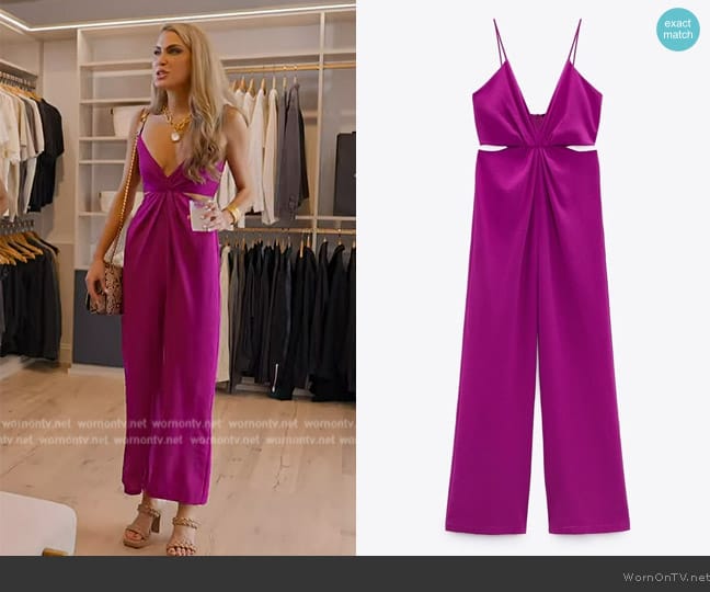 Zara Cut Out Straps Jumpsuit worn by Alexandra Harper  on Selling the OC