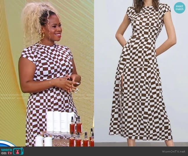 WornOnTV: Kara Jillian Brown’s brown checkerboard print dress on Good ...