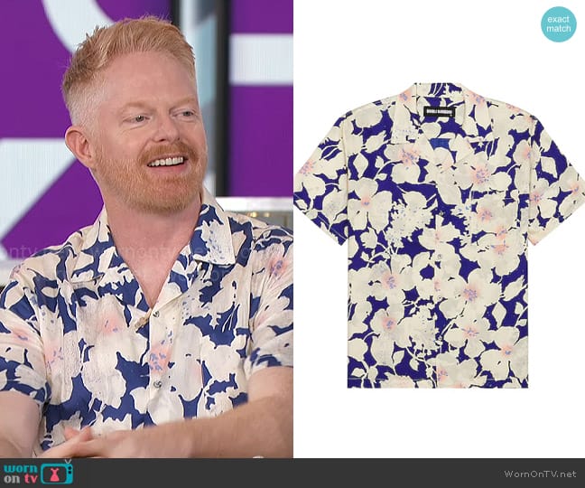 Double Rainbouu Short Sleeve Hawaiian Shirt in Cloud Control worn by Jesse Tyler Ferguson on The Talk