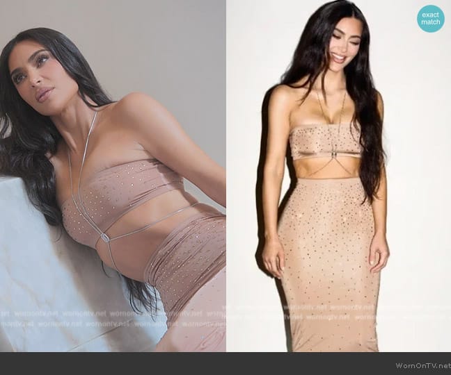 Skims x Swarovski Jelly Sheer Bandeau worn by Kim Kardashian (Kim Kardashian) on The Kardashians