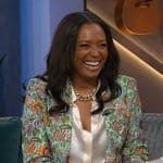 Aisha Tyler’s floral jacquard blazer and pants on The Kelly Clarkson Show