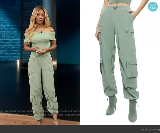 Alice + Olivia Shara Parachute Cargo Pants worn by Zuri Hall on Access Hollywood