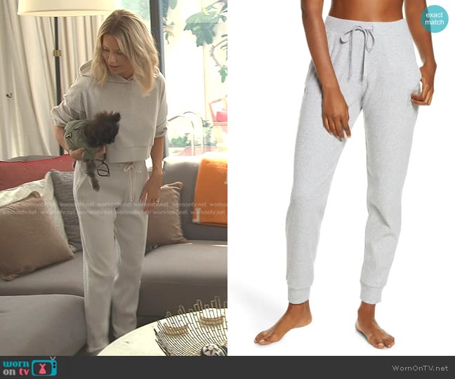 Alo Muse High Waist Rib Joggers in Athletic Heather Grey worn by Caroline Stanbury (Caroline Stanbury) on The Real Housewives of Dubai