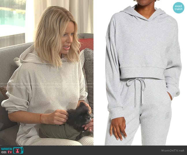 Alo Muse Rib Crop Hoodie in Athletic Heather Grey worn by Caroline Stanbury (Caroline Stanbury) on The Real Housewives of Dubai