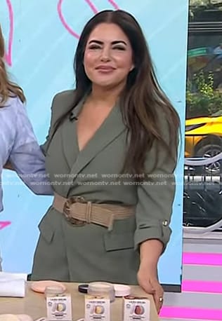 Bobbie's army green roll-up sleeve blazer on Today