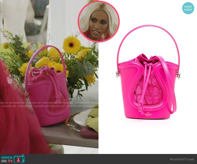 Valentino Garavani Le Cinquième Bucket Bag worn by Chanel Ayan (Chanel Ayan) on The Real Housewives of Dubai