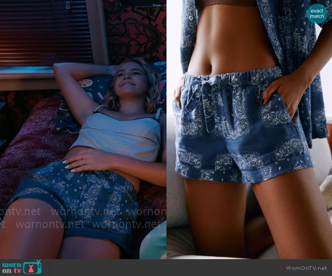 Desmond & Dempsey Bandana Short Set worn by Imogen Adams (Bailee Madison) on Pretty Little Liars Original Sin