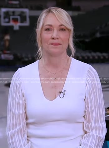 Doris Burke’s white striped sleeve top on Good Morning America