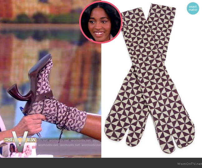 Dries Van Noten Auber Cotton-Blend Checkered Toe Socks worn by Ayo Edebiri on The View