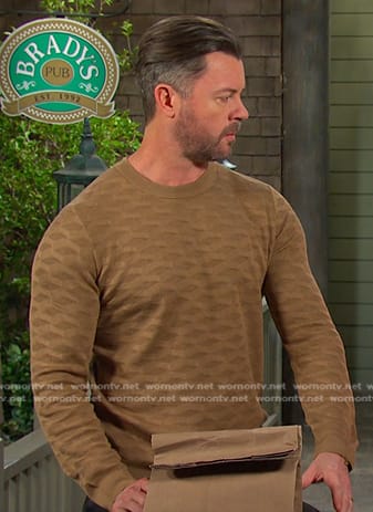 EJ’s beige diamond textured knit sweater on Days of our Lives